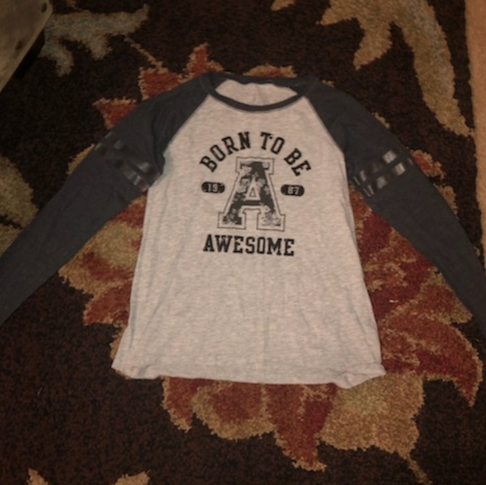 🆕️"Born to Be Awesome" Raglan Sleeve with glitter